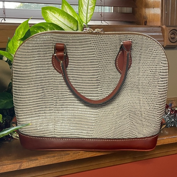 DOONEY & BOURKE ZIP ZIP SNAKE EMBOSSED LEATHER SATCHEL. GRAY/BROWN. BRAND NEW. - Picture 2 of 9